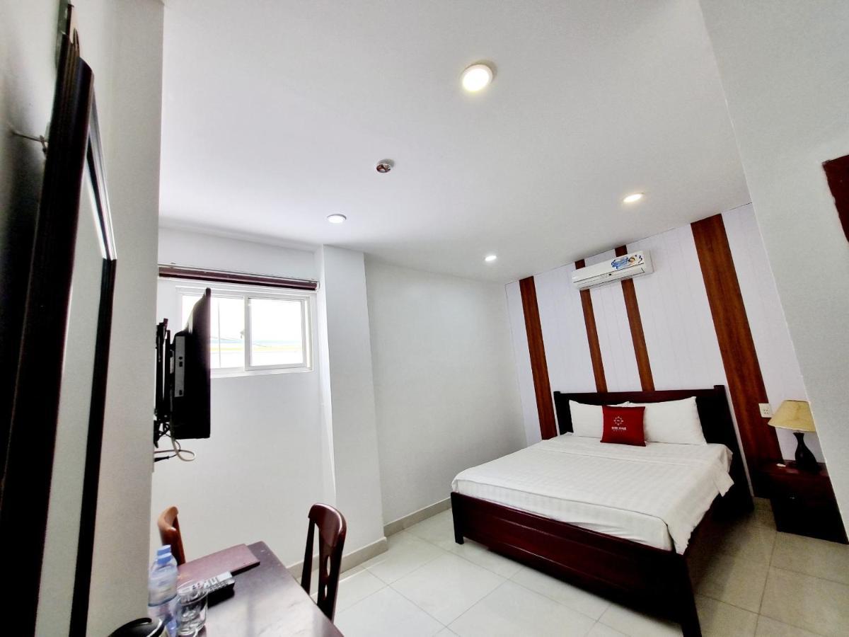 Minh Khue Hotel Vĩnh Long Exteriör bild