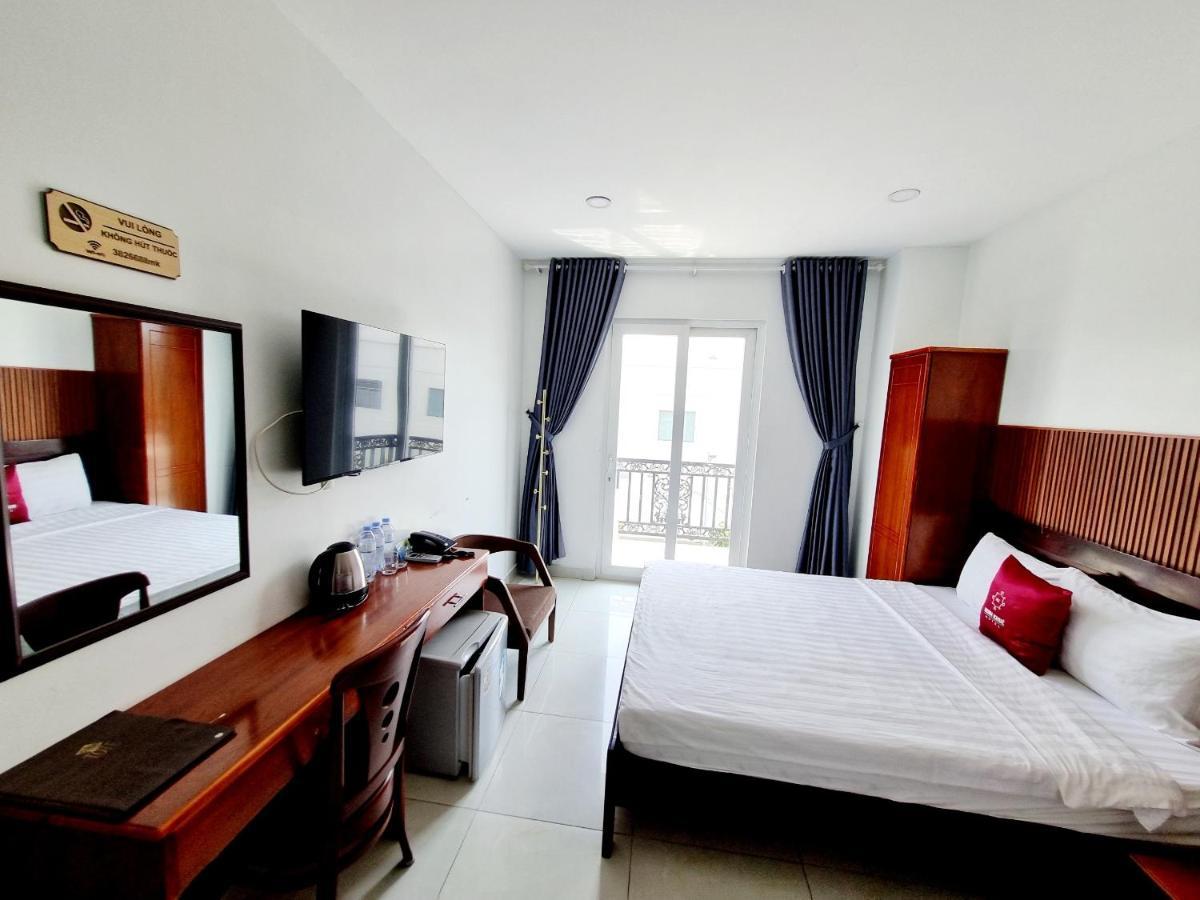 Minh Khue Hotel Vĩnh Long Exteriör bild