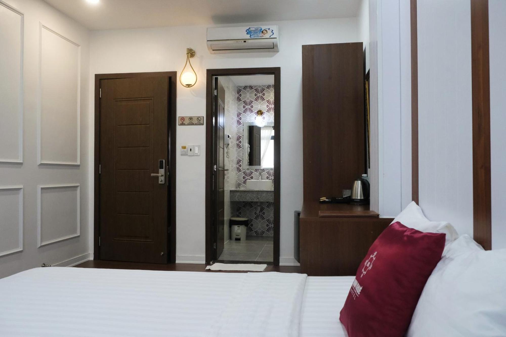 Minh Khue Hotel Vĩnh Long Exteriör bild